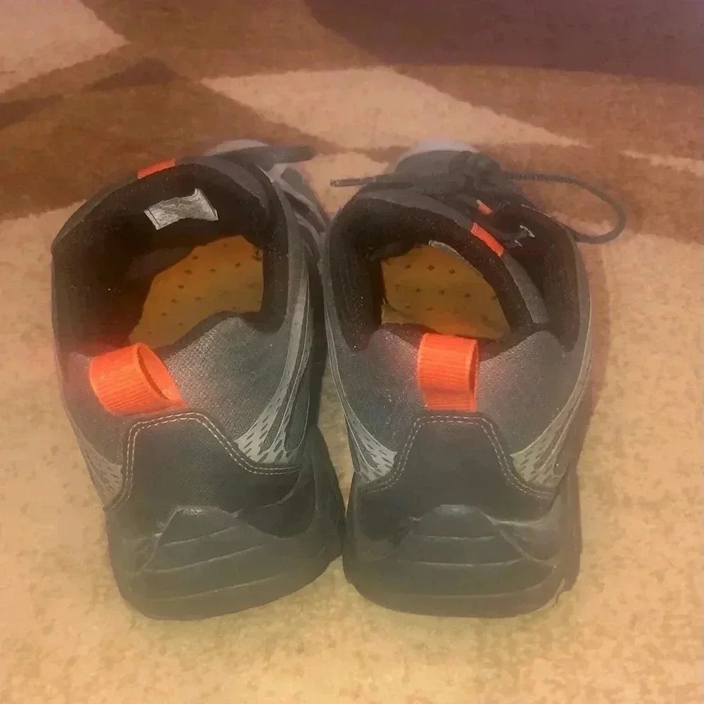 Merrill vibrations sneakers